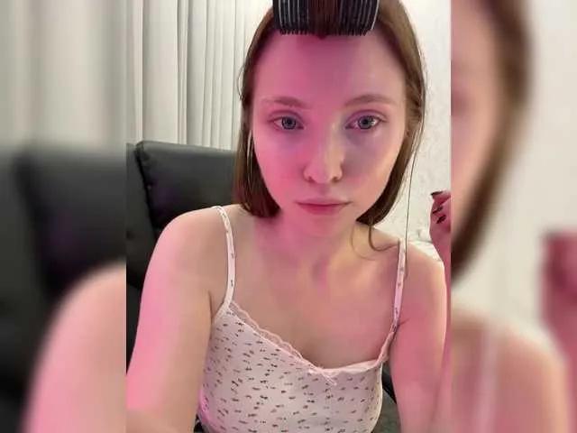 Freechat l1ttle-puppy on BongaCams