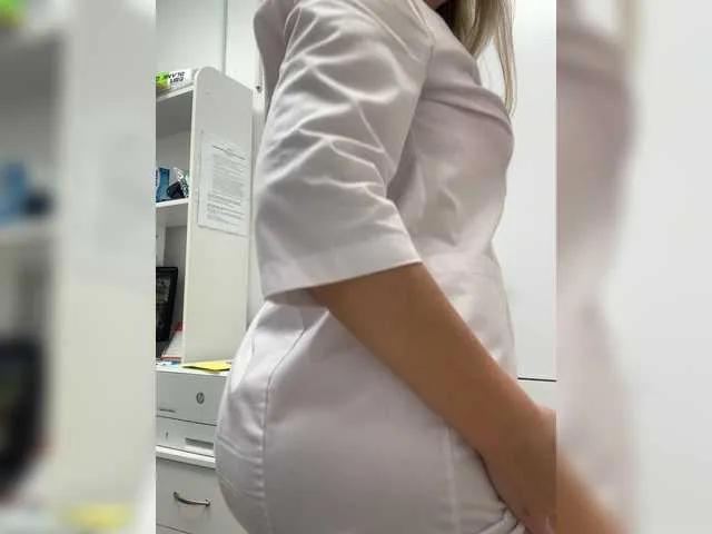 Offline Lapula on BongaCams