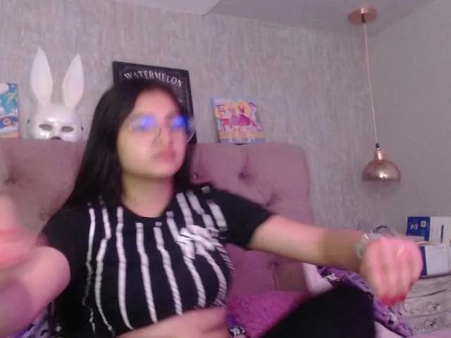 Offline laurenelove on BongaCams