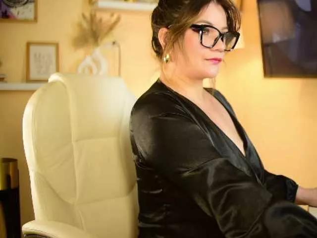 Offline leilamendez on BongaCams