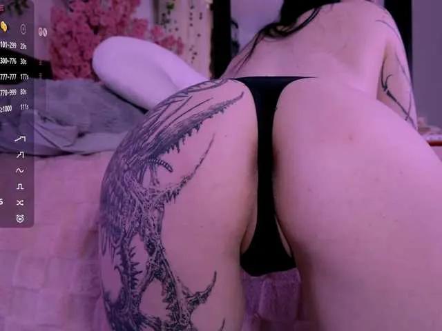 Offline Leinbone on BongaCams