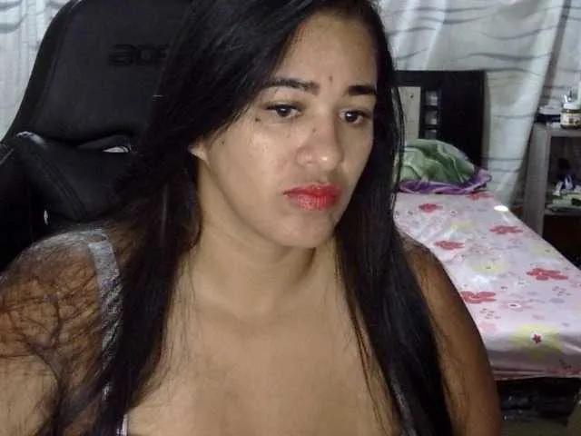 Freechat Letty33 on BongaCams