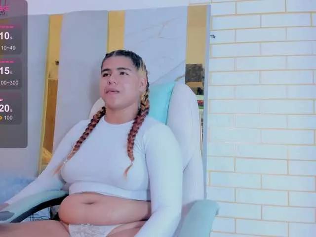 Offline Lia-Ashley on BongaCams