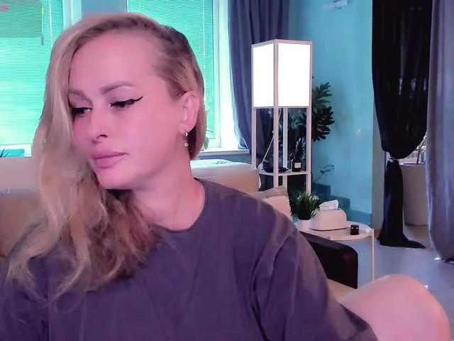 Offline LibbyNora on BongaCams