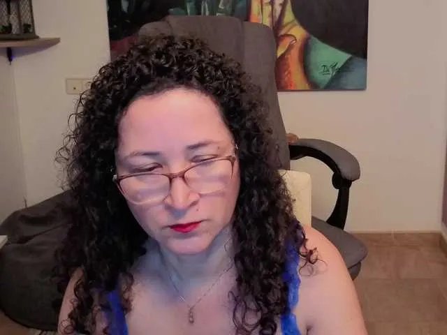 Freechat Lilihotlatina on BongaCams