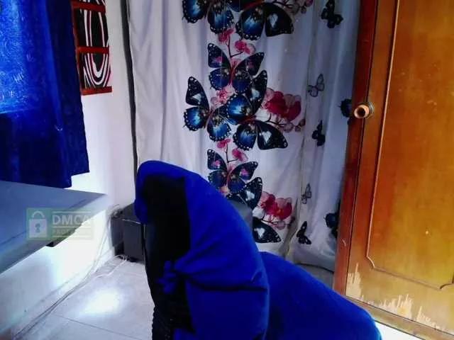 Offline Lina-Hermosa on BongaCams