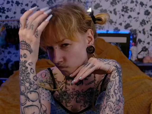 LittleSpaceMouse- on BongaCams 