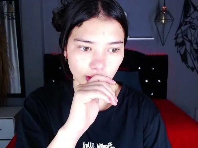 Offline lizziesweets on BongaCams