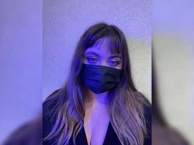 Freechat Lizzymeoww on BongaCams