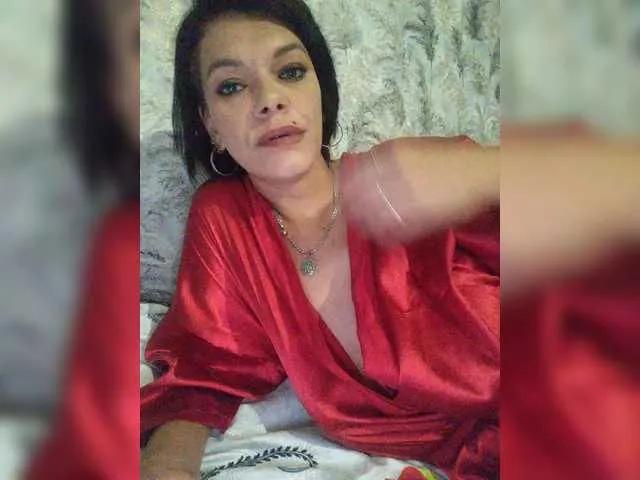 Offline Lois-Lorrie on BongaCams