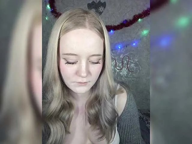 LolaMin on BongaCams