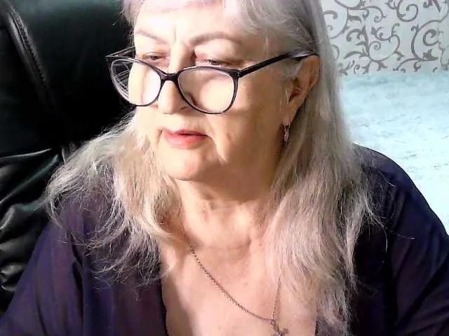 BongaCams LolkaAlyss is Freechat LolkaAlyss — I get turned on very fast by roleplaying games and by people who know what they want