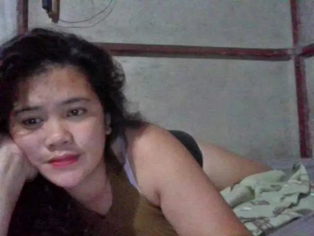 Offline LovelyShaxxx3 on BongaCams