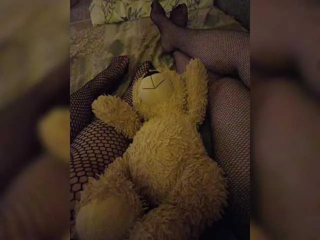 Offline Lubov95 on BongaCams