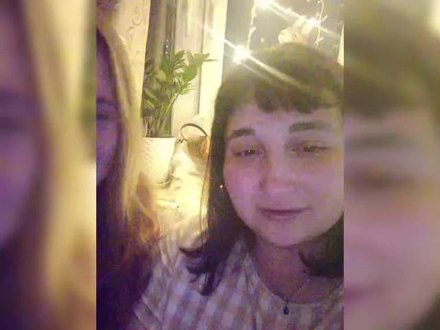 Offline Lubov95 on BongaCams