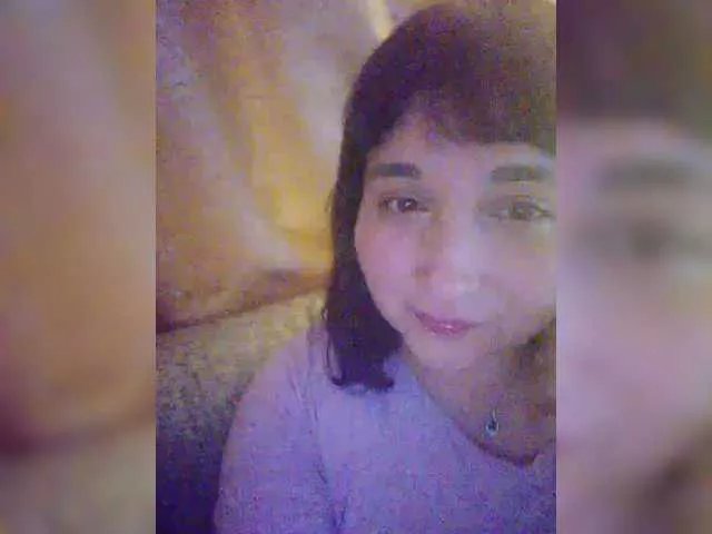 Offline Lubov95 on BongaCams