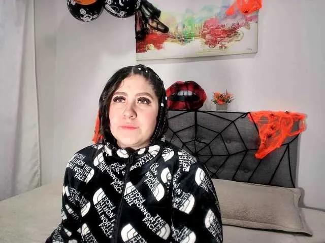Offline Luna-sweet5 on BongaCams