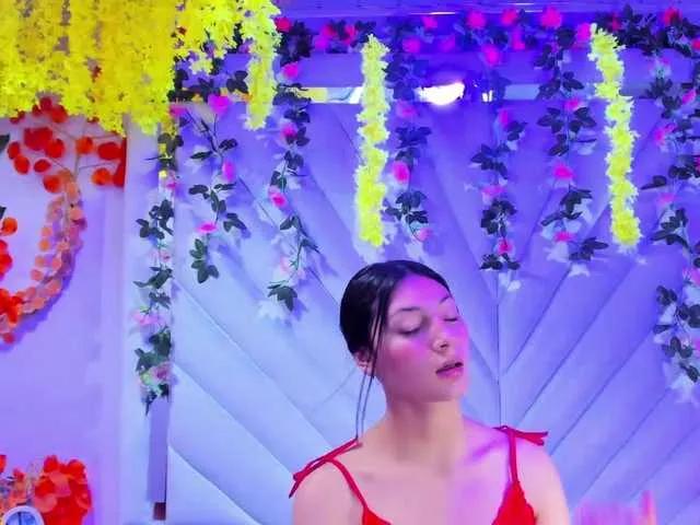 Avatar of LunaBennett