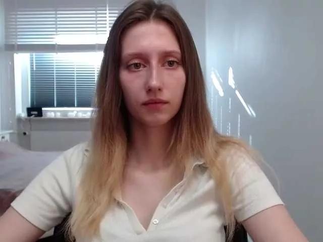 Offline LUNAdream on BongaCams