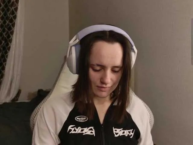 Offline LunaL0ve on BongaCams