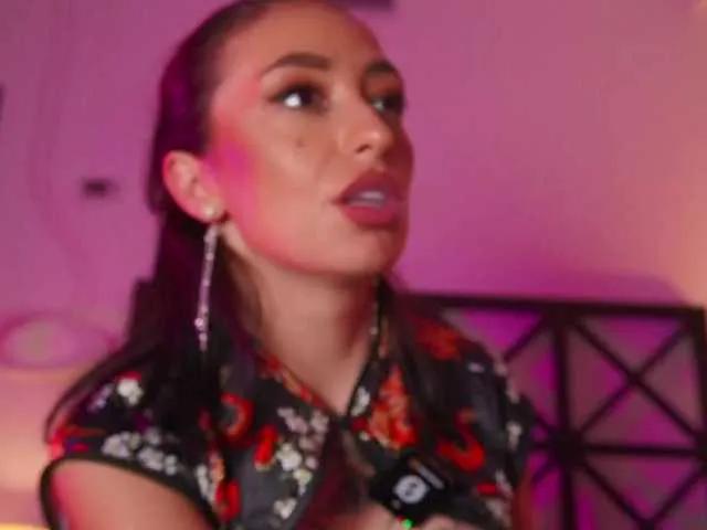 Offline LunaMystyque on BongaCams