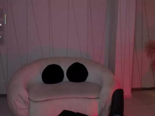 Offline MaddisonCollins on BongaCams