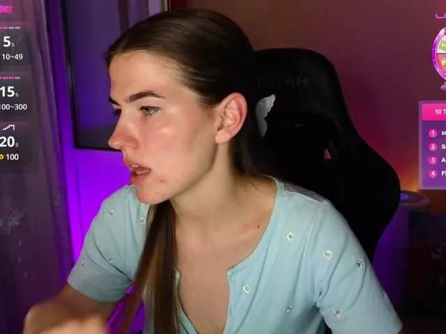 Offline mag1c-eyes on BongaCams