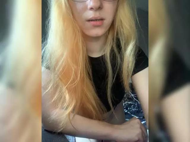 Offline Malaya-kiss on BongaCams