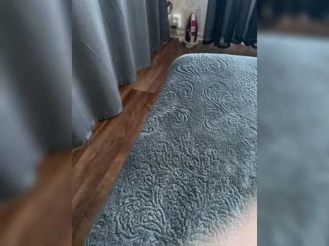 Offline Margo77-1 on BongaCams