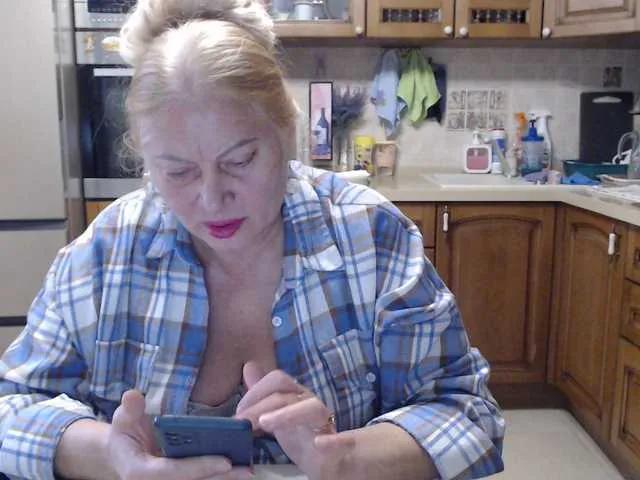 Offline Marionaa on BongaCams