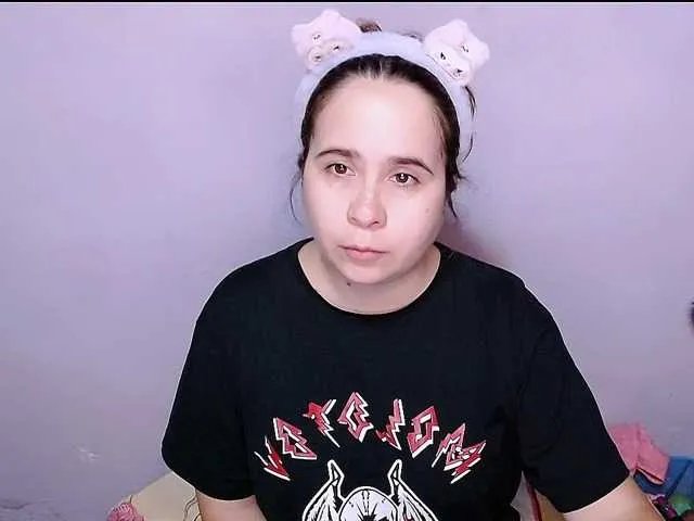 Offline Maxlayla on BongaCams