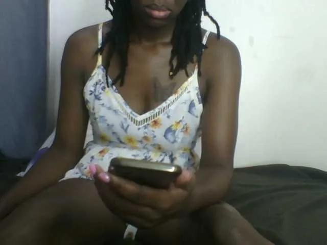 Offline Melaniegoddess on BongaCams