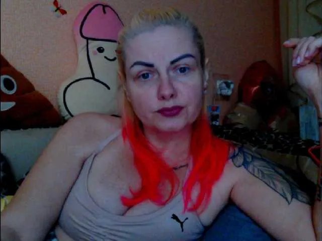 Offline melek-7250 on BongaCams