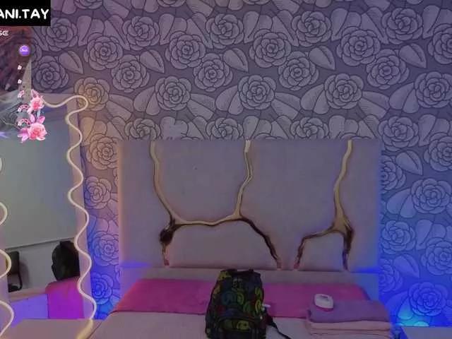 Offline Mellani-tay on BongaCams