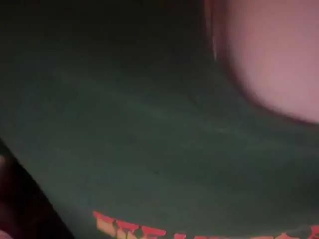 Offline mermaidlexi on BongaCams