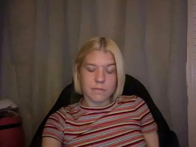 Offline mermaidlexi on BongaCams
