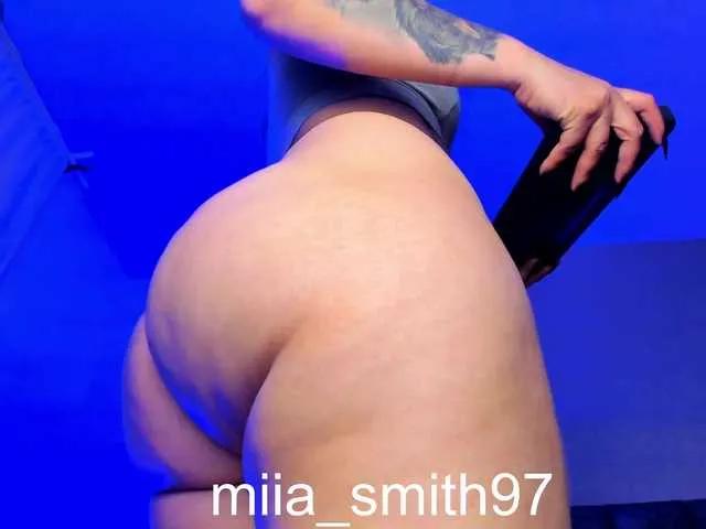 Offline miia-smith97 on BongaCams