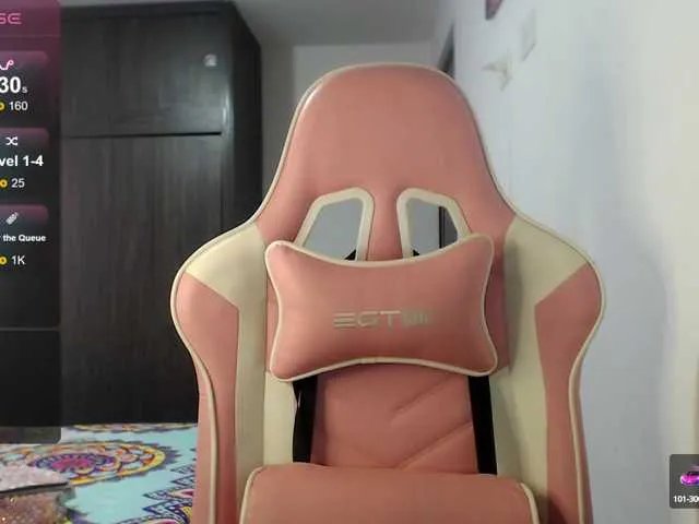 Offline mindyjames on BongaCams