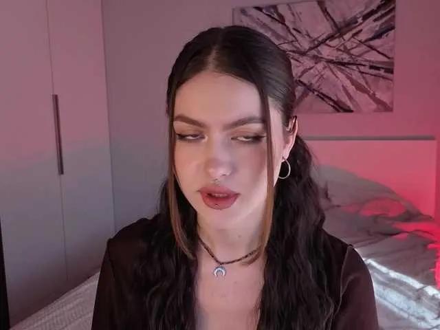 Offline MiraBelle on BongaCams