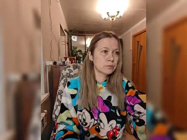 Offline Misslyolika on BongaCams