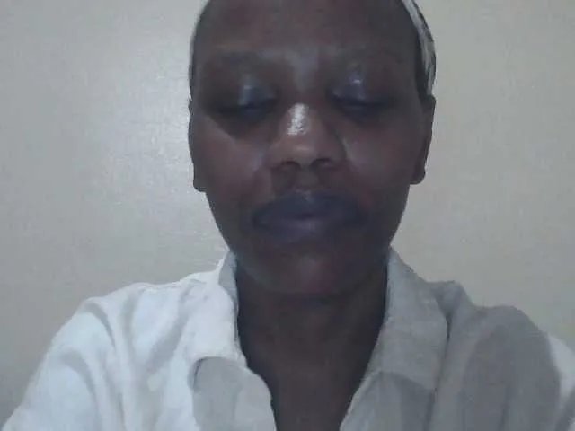 Offline MlleKali on BongaCams