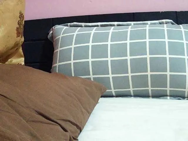 Offline MlleKali on BongaCams