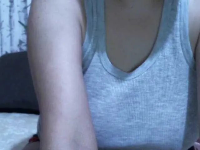 Freechat MochaCream21 on BongaCams