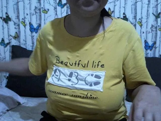 Freechat MochaCream21 on BongaCams