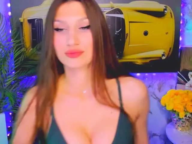 Offline Mollyinyourmind on BongaCams