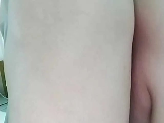 Offline Moon18x on BongaCams