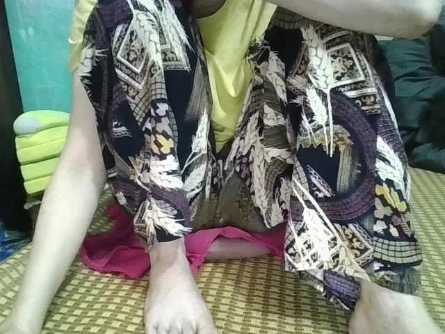 Offline Moon18x on BongaCams