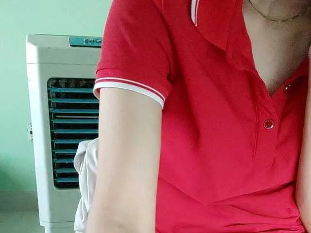 Offline Moon18x on BongaCams