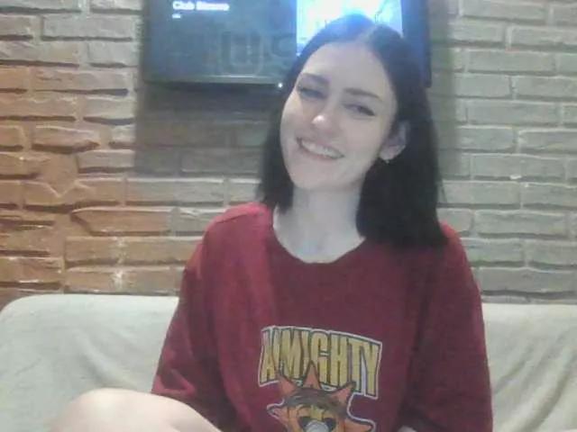 Moonlitmiragea on BongaCams 