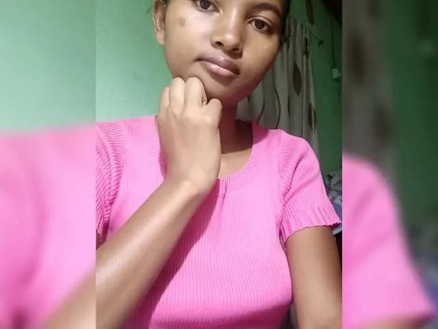 Offline Murielle-1 on BongaCams